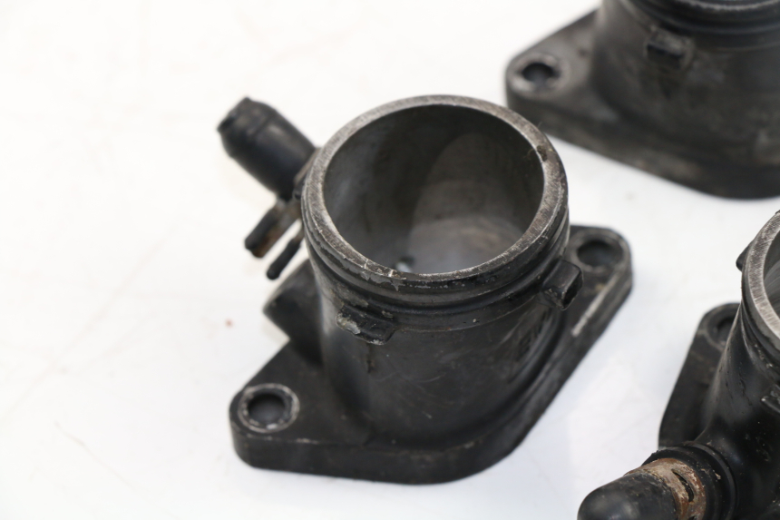 photo de PIPE ADMISSION YAMAHA FZX FAZER 750 (1987 - 1998)