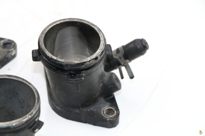 photo de PIPE ADMISSION YAMAHA FZX FAZER 750 (1987 - 1998)