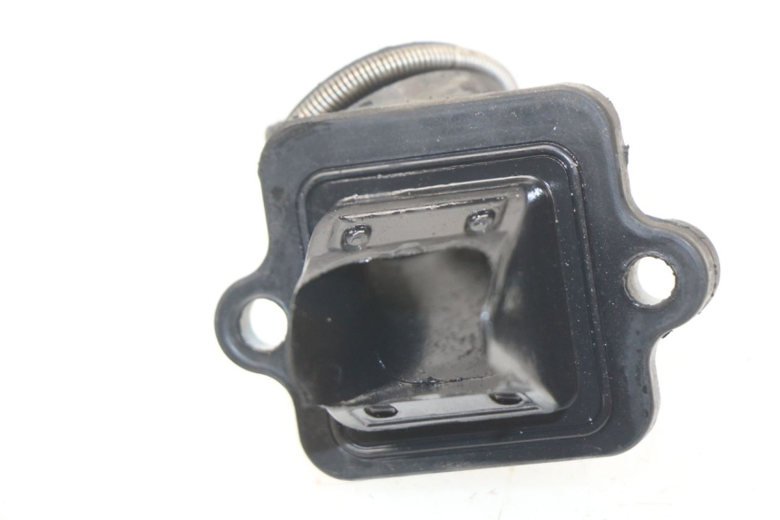 photo de PIPE ADMISSION PEUGEOT KISBEE 2T 50 (2018 - 2022)