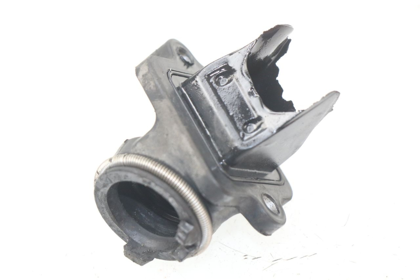 photo de PIPE ADMISSION PEUGEOT KISBEE 2T 50 (2018 - 2022)