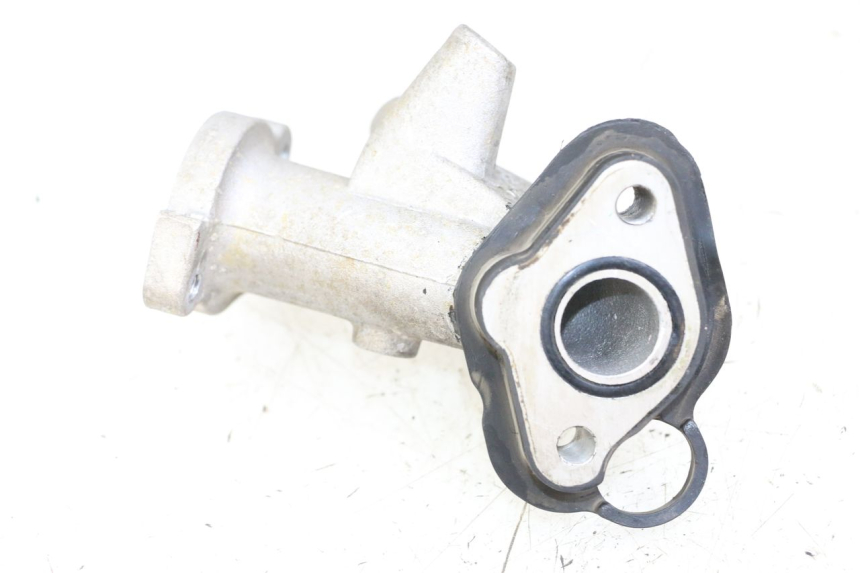 photo de PIPE D'ADMISSION PEUGEOT KISBEE 4T 50 (2018 - 2022)
