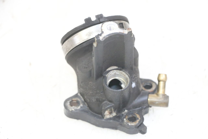 photo de PIPE ADMISSION PIAGGIO MP3 LT 300 (2010 - 2016)