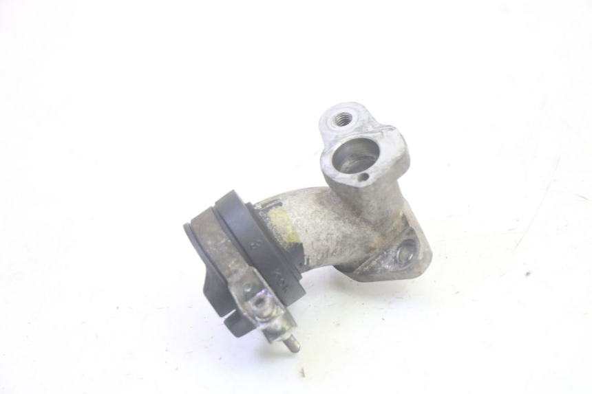 photo de PIPE ADMISSION YAMAHA NEOS NEO'S 4T 50 (2008 - 2016) - Zoom état d’usage