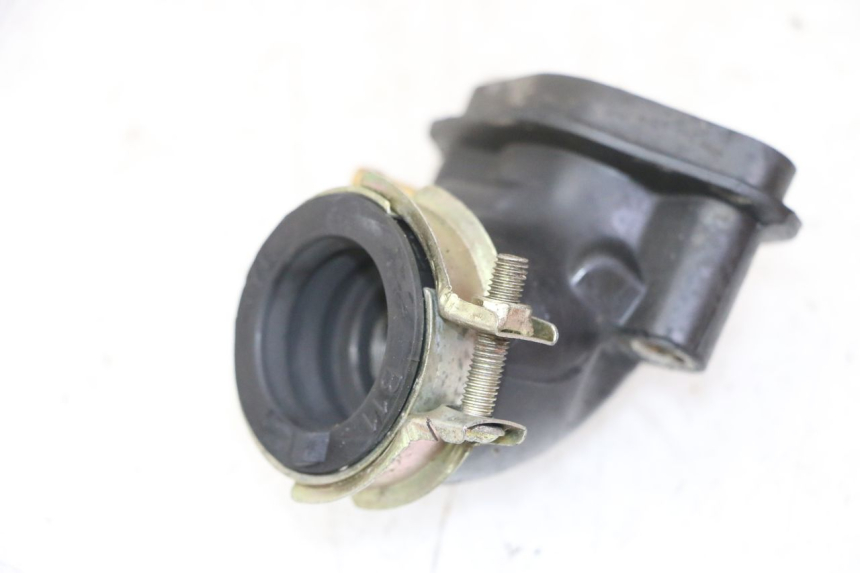 photo de PIPE D'ADMISSION PEUGEOT KISBEE 4T 50 (2010 - 2017)