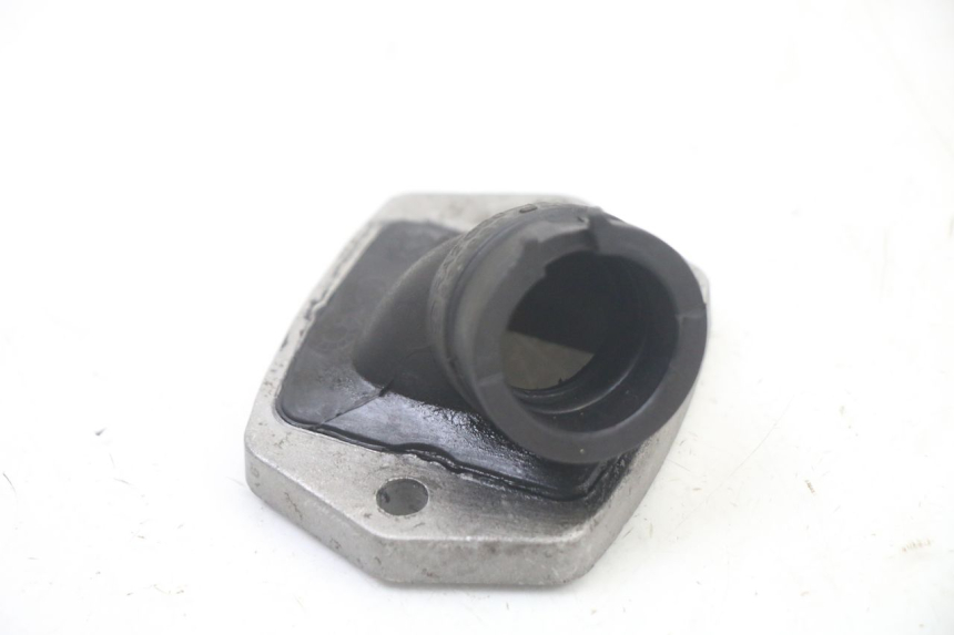 photo de PIPE D'ADMISSION PIAGGIO FLY 2T 50 (2004 - 2017)
