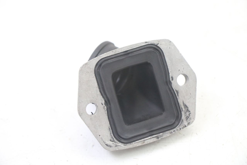 photo de PIPE D'ADMISSION PIAGGIO FLY 2T 50 (2004 - 2017)