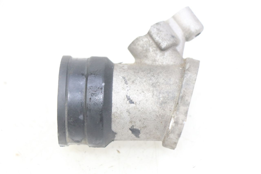 photo de PIPE D'ADMISSION PEUGEOT SATELIS 125 (2010 - 2012)