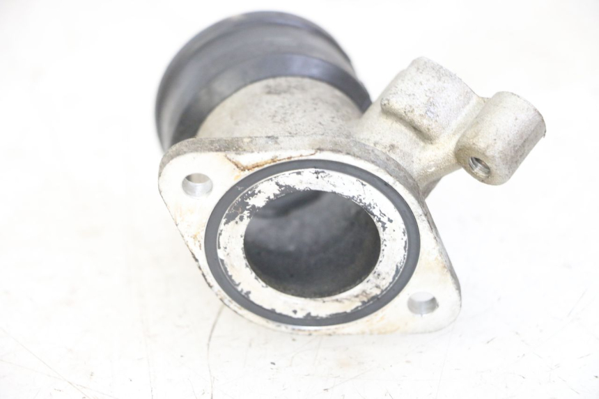 photo de PIPE ADMISSION PEUGEOT SATELIS 125 (2013 - 2018)