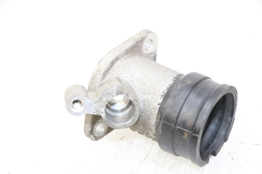 photo de PIPE ADMISSION PEUGEOT SATELIS 125 (2013 - 2018)