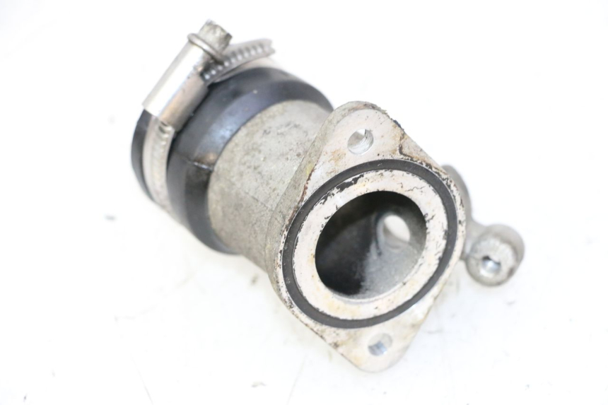 photo de PIPE D'ADMISSION PEUGEOT SATELIS 125 (2010 - 2012)