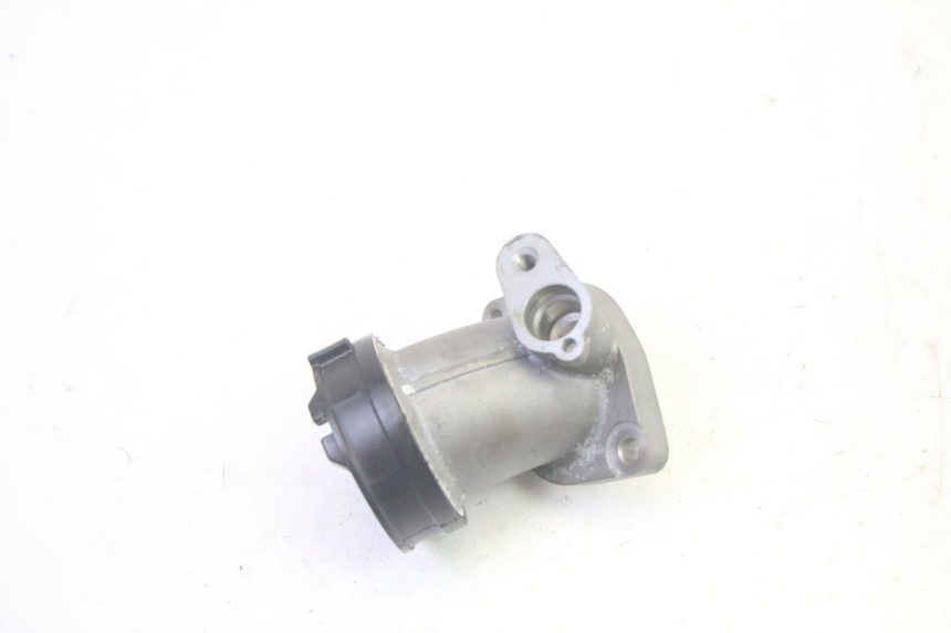 photo de PIPE ADMISSION YAMAHA TRICITY 300 (2020 - 2024) - Détail de la pièce