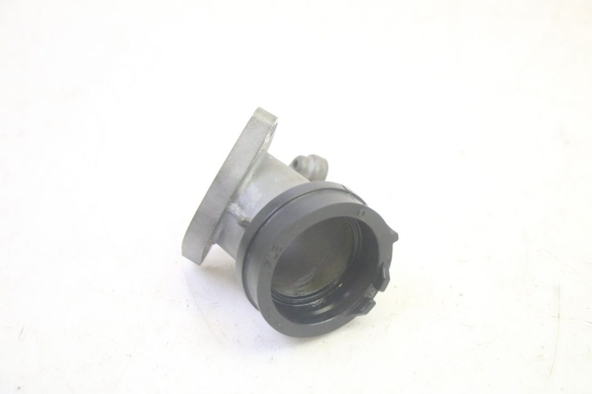 photo de PIPE ADMISSION YAMAHA TRICITY 300 (2020 - 2024) - Autre angle de vue