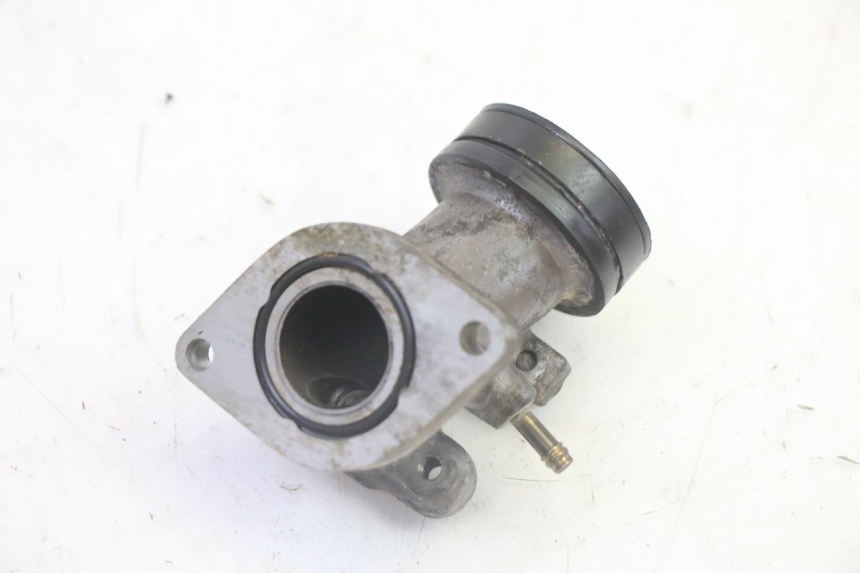 photo de PIPE D'ADMISSION YAMAHA XMAX X-MAX 125 (2006 - 2009)