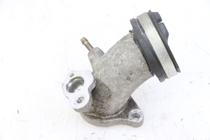 photo de PIPE ADMISSION YAMAHA X-MAX XMAX 250 (2006 - 2009)