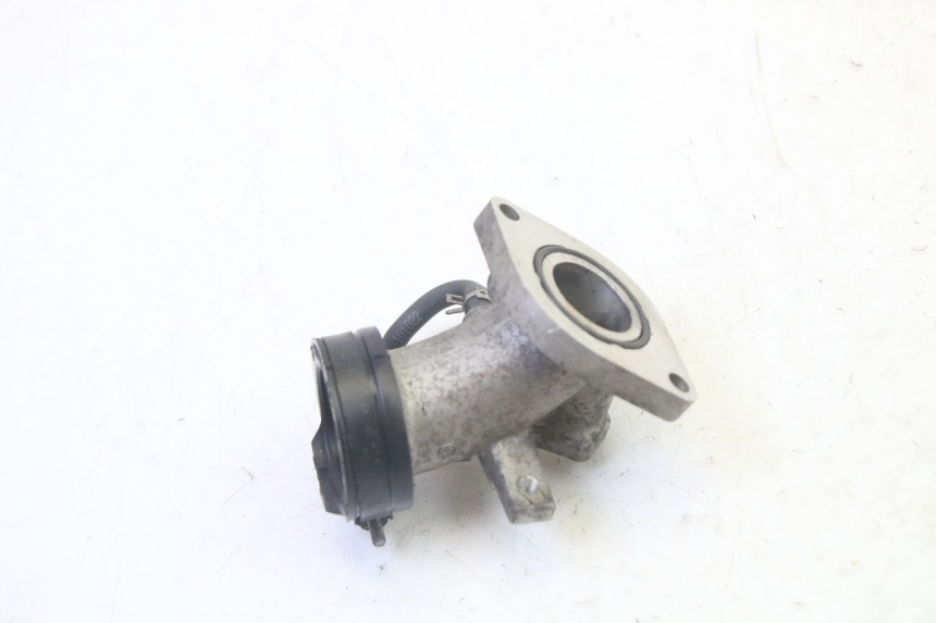 photo de PIPE ADMISSION YAMAHA X-MAX XMAX 125 (2010 - 2013) - Zoom état d’usage