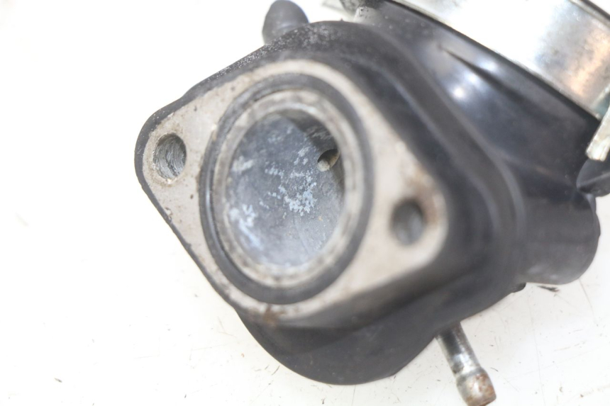 photo de PIPE D'ADMISSION YAMASAKI YM T 125 (2015 - 2020)