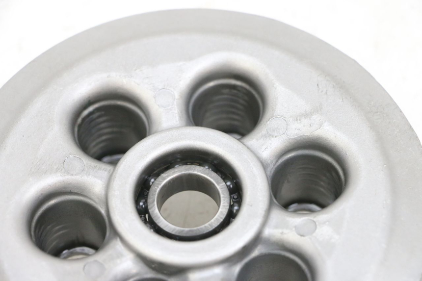 photo de PLATEAU PRESSION YAMAHA TDM ABS 900 (2002 - 2014) - Gros plan technique