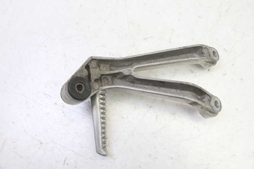 photo de PLATINE CALE PIED ARRIERE DROIT HONDA CBR RR FIREBLADE 900 (1992 - 1994)