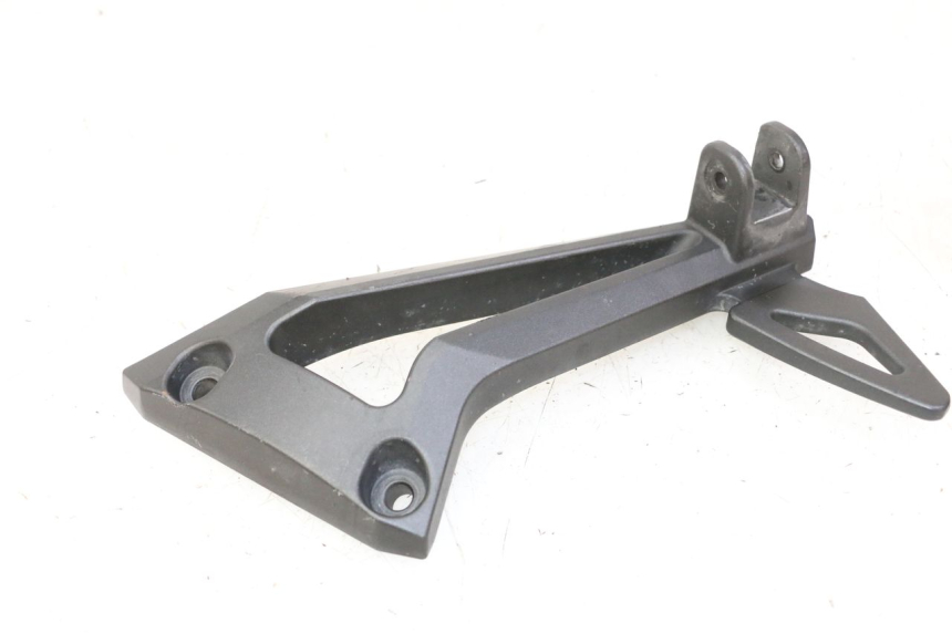 photo de PLATINE CALE PIED ARRIERE DROIT YAMAHA FZ6 FAZER S2 600 (2007 - 2011)