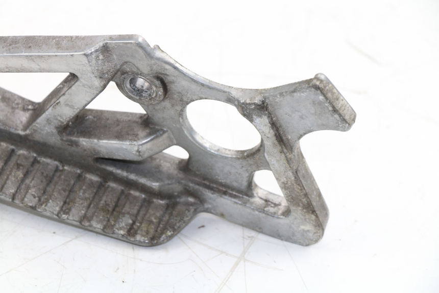 photo de PLATINE CALE PIED ARRIERE DROIT YAMAHA FZX FAZER 750 (1987 - 1998)