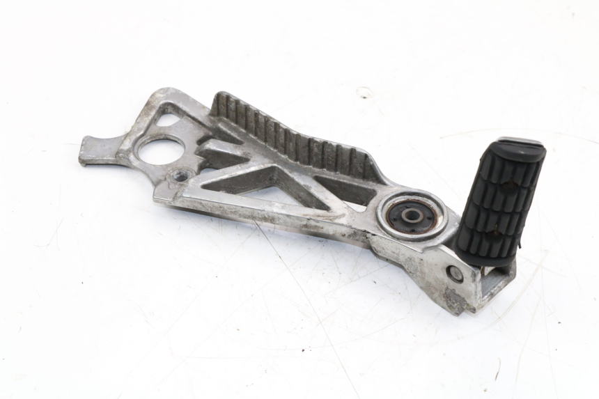 photo de PLATINE CALE PIED ARRIERE DROIT YAMAHA FZX FAZER 750 (1987 - 1998)