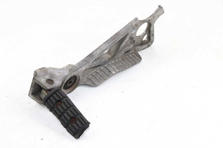 photo de PLATINE CALE PIED ARRIERE DROIT YAMAHA FZX FAZER 750 (1987 - 1998)