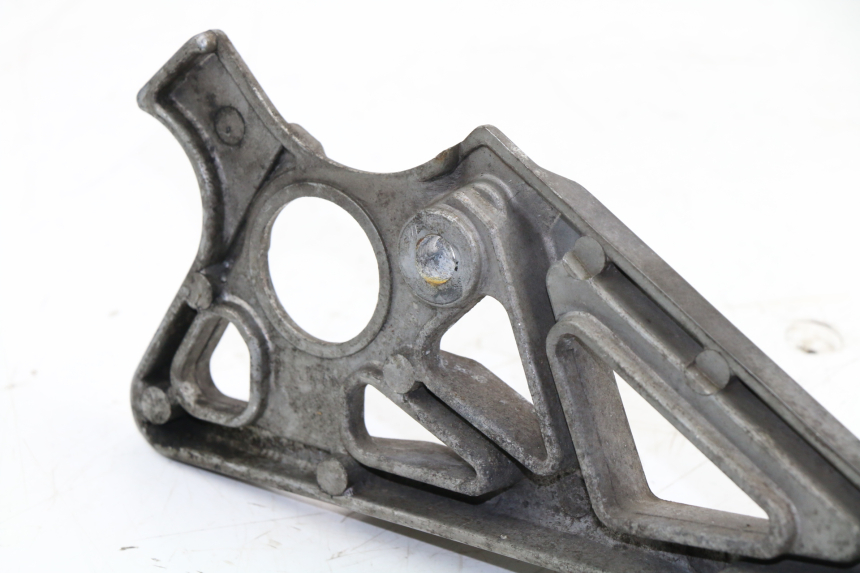 photo de PLATINE CALE PIED ARRIERE DROIT YAMAHA FZX FAZER 750 (1987 - 1998)
