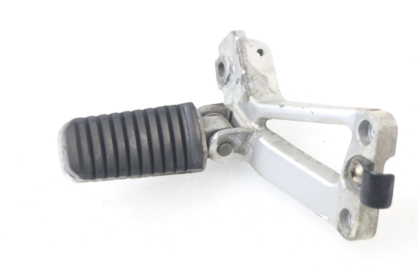 photo de PLATINE CALE PIED ARRIERE DROIT KAWASAKI GTR 1000 (1994 - 2004)