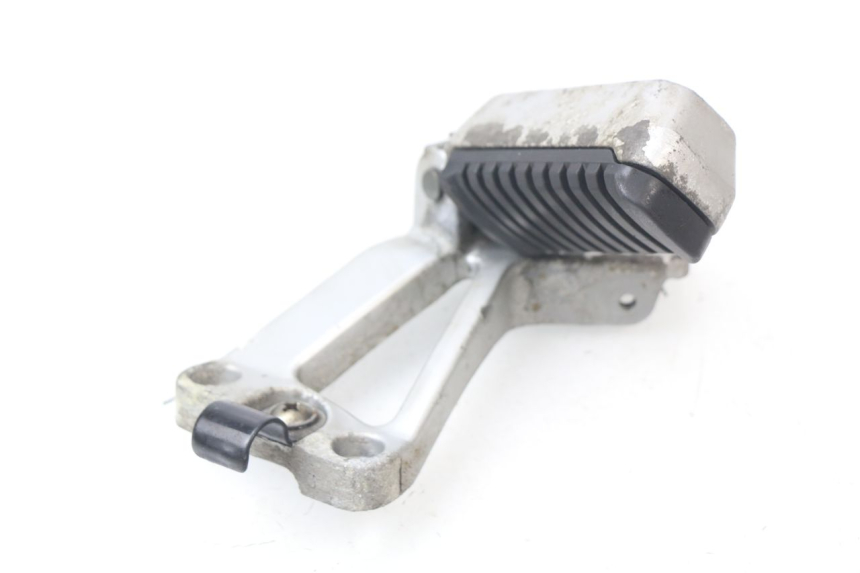 photo de PLATINE CALE PIED ARRIERE DROIT KAWASAKI GTR 1000 (1994 - 2004)