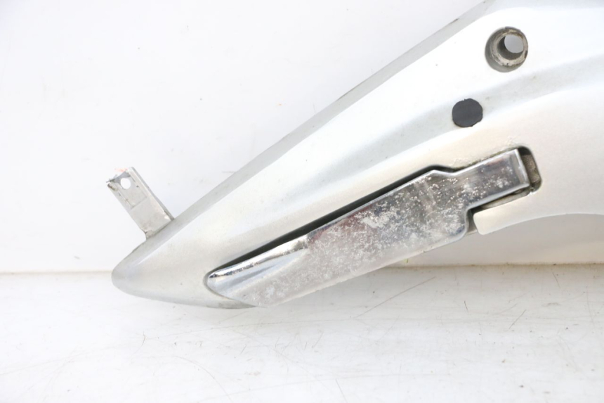 photo de PLATINE CALE PIED ARRIERE DROIT JM MOTORS GTS 125 (2015 - 2019) - Détails caractéristiques