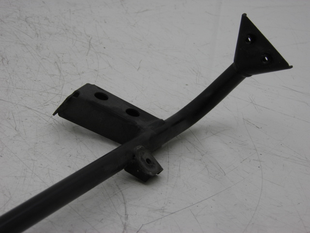 photo de PLATINE CALE PIED ARRIERE DROIT HONDA FES PANTHEON 125 (2003 - 2007) - Zoom état d’usage