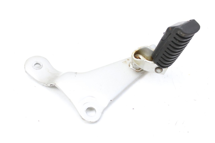 photo de PLATINE CALE PIED ARRIERE DROIT SYM HUSKY 125 (1999 - 2005)