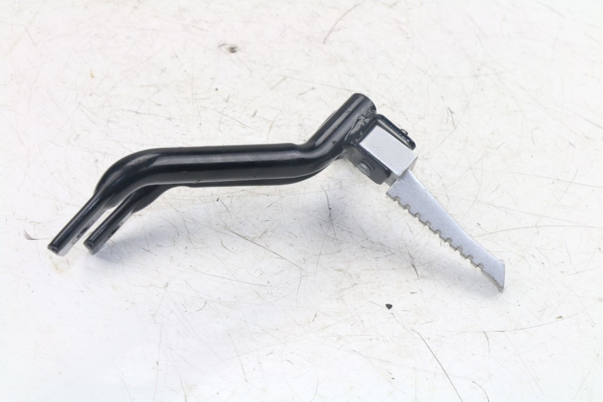 photo de PLATINE CALE PIED ARRIERE DROIT KYMCO K-PW K-PIPE 50 (2012 - 2017)