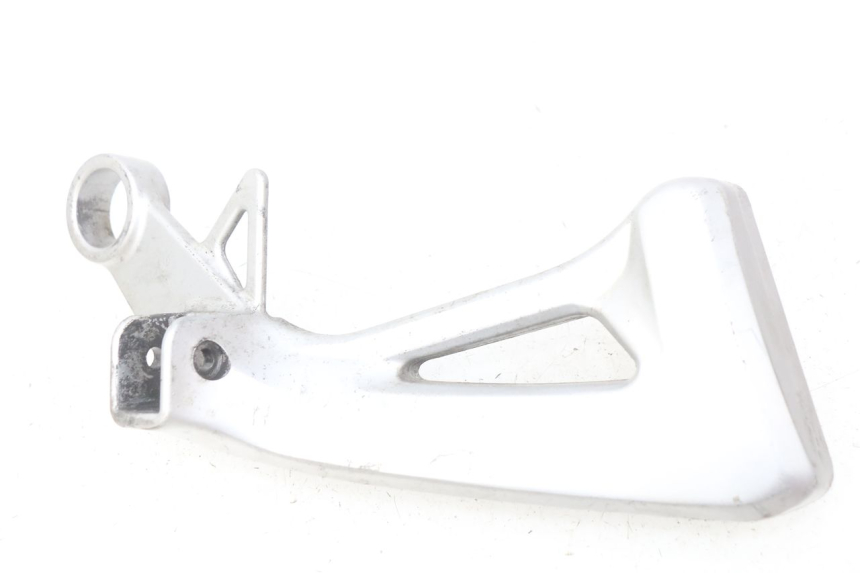 photo de PLATINE CALE PIED ARRIERE DROIT SUZUKI SV S 650 (1999 - 2002)