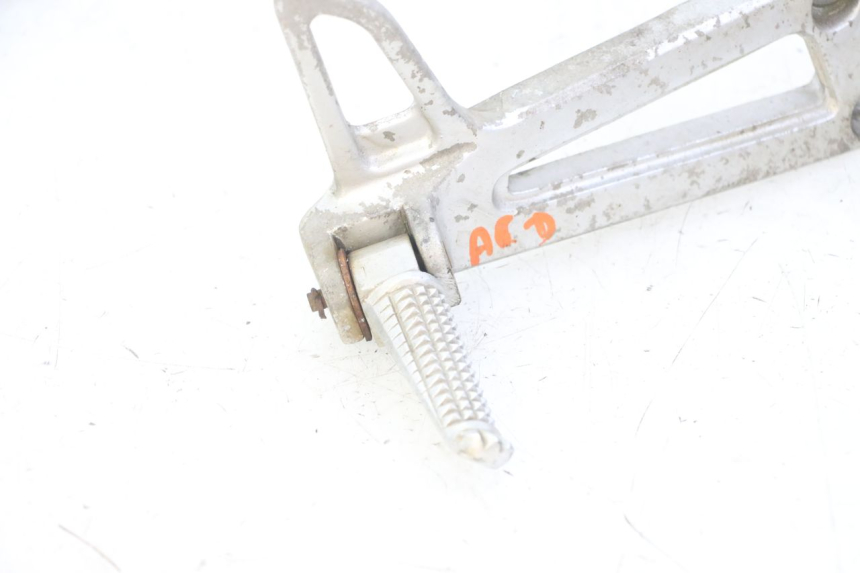 photo de PLATINE CALE PIED ARRIERE DROIT YAMAHA TDR DELTABOX 125 (1993 - 2003)