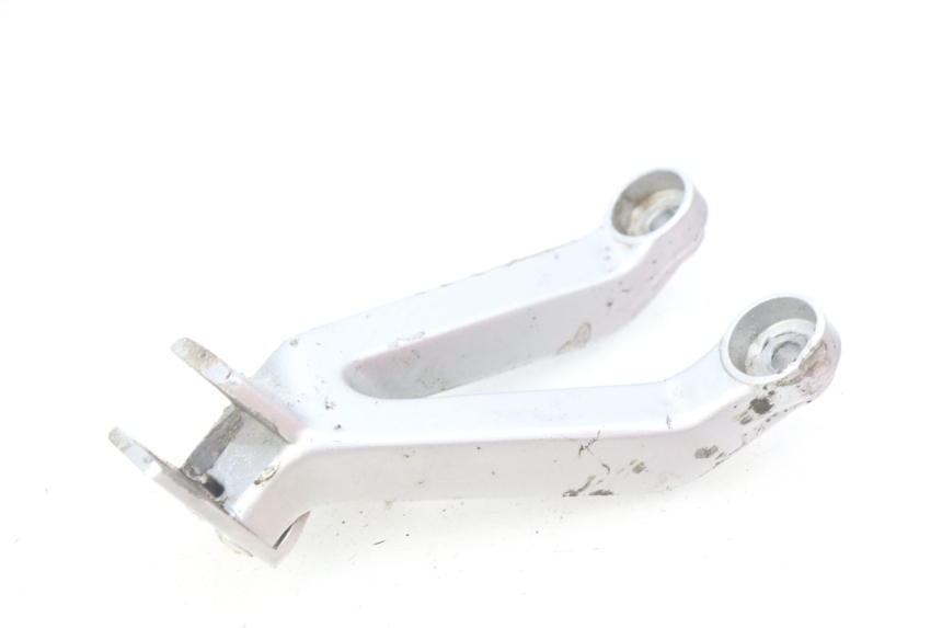 photo de PLATINE CALE PIED ARRIERE GAUCHE HONDA CBR RR FIREBLADE 900 (1992 - 1994)