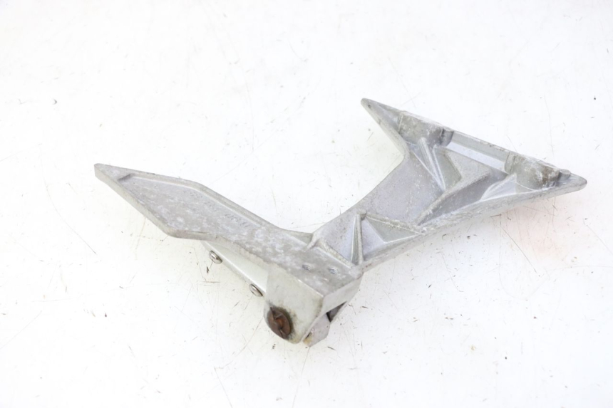 photo de PLATINE CALE PIED ARRIERE GAUCHE STAHO FH 50 (2018 - 2019)