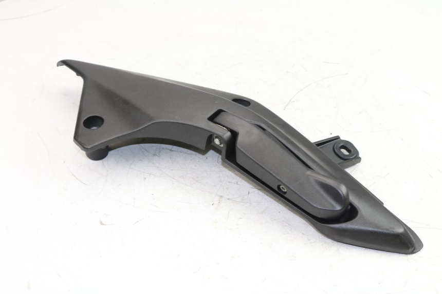 photo de PLATINE CALE PIED ARRIERE GAUCHE HONDA FJS SILVER WING SILVERWING 400 (2005 - 2008)