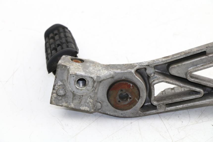photo de PLATINE CALE PIED ARRIERE GAUCHE YAMAHA FZX FAZER 750 (1987 - 1998)