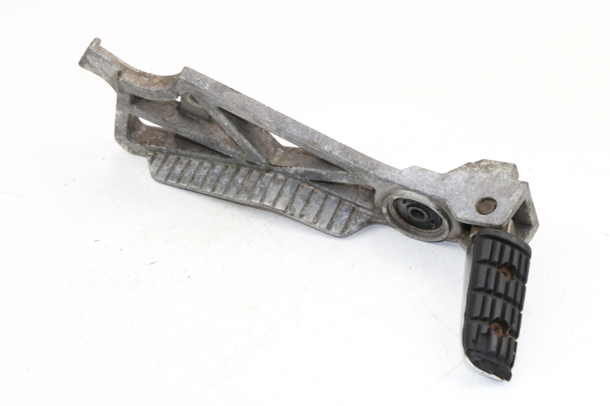 photo de PLATINE CALE PIED ARRIERE GAUCHE YAMAHA FZX FAZER 750 (1987 - 1998)