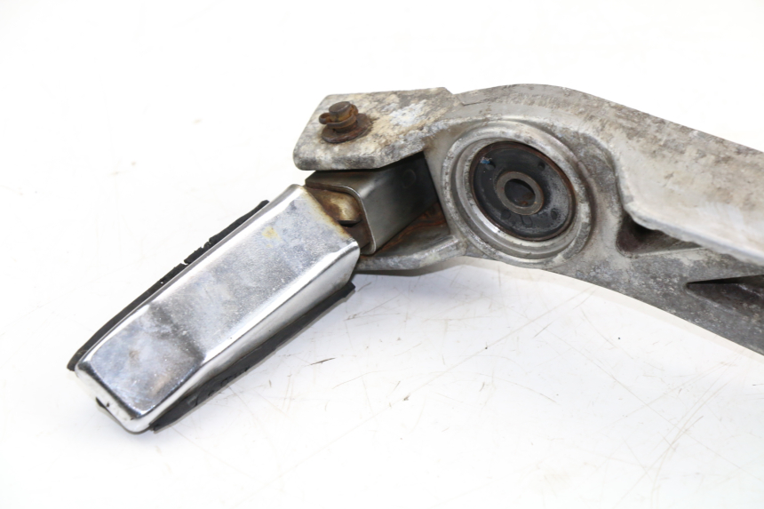 photo de PLATINE CALE PIED ARRIERE GAUCHE YAMAHA FZX FAZER 750 (1987 - 1998)
