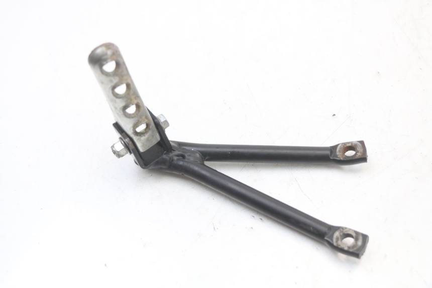 photo de PLATINE CALE PIED ARRIERE GAUCHE RIEJU MRT 50 (2018 - 2021)