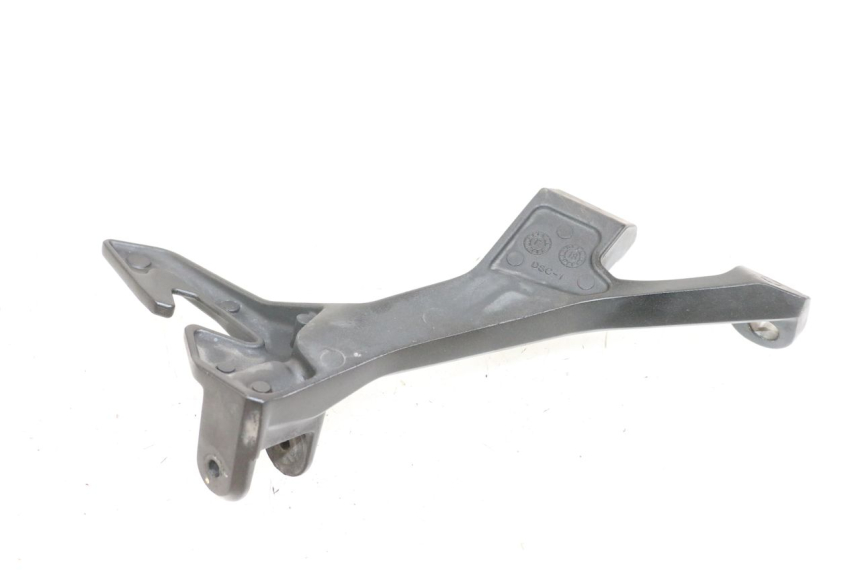photo de PLATINE CALE PIED ARRIERE GAUCHE KAWASAKI NINJA 400 (2018 - 2023)