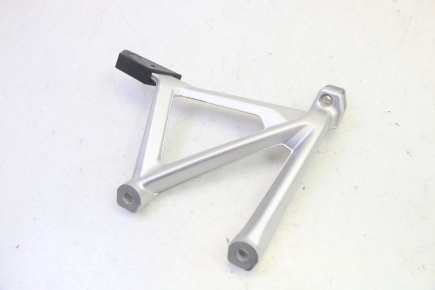 photo de PLATINE CALE PIED ARRIERE GAUCHE BMW R GS 1250 (2021 - 2024) - Détail de la pièce