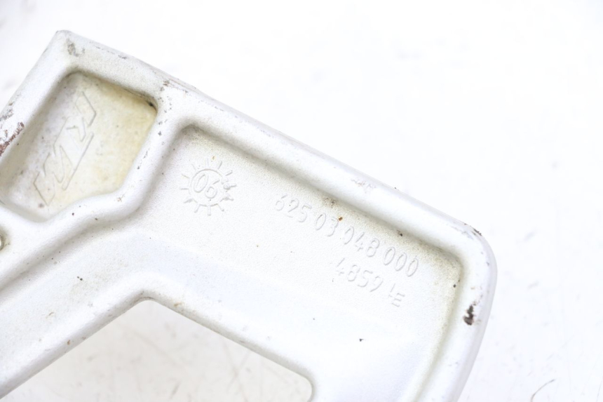 photo de PLATINE CALE PIED ARRIERE GAUCHE KTM SUPERENDURO R 950 (2005 - 2009)