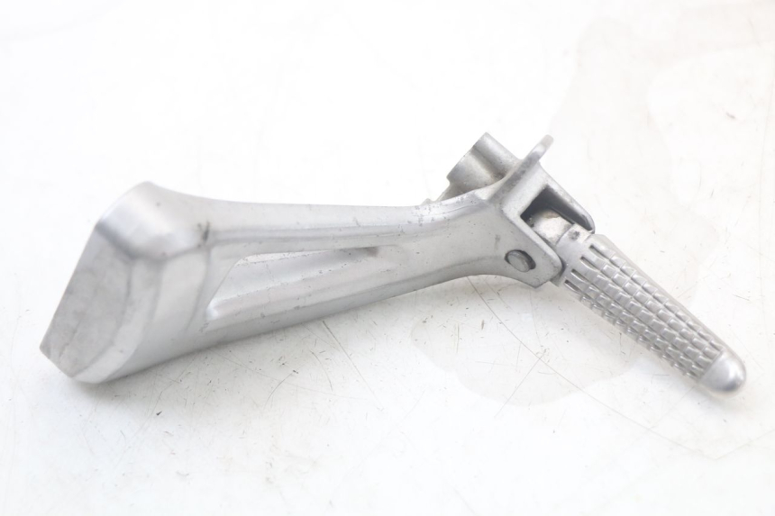 photo de PLATINE CALE PIED ARRIERE GAUCHE SUZUKI SV N 650 (1999 - 2002)