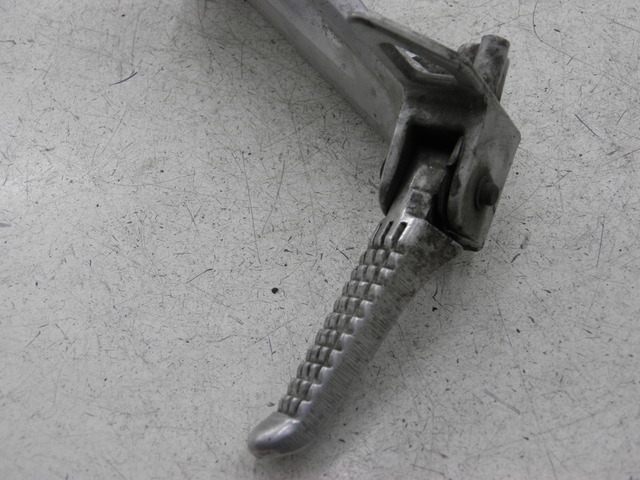 photo de PLATINE CALE PIED ARRIERE GAUCHE SUZUKI SV S 650 (1999 - 2002)