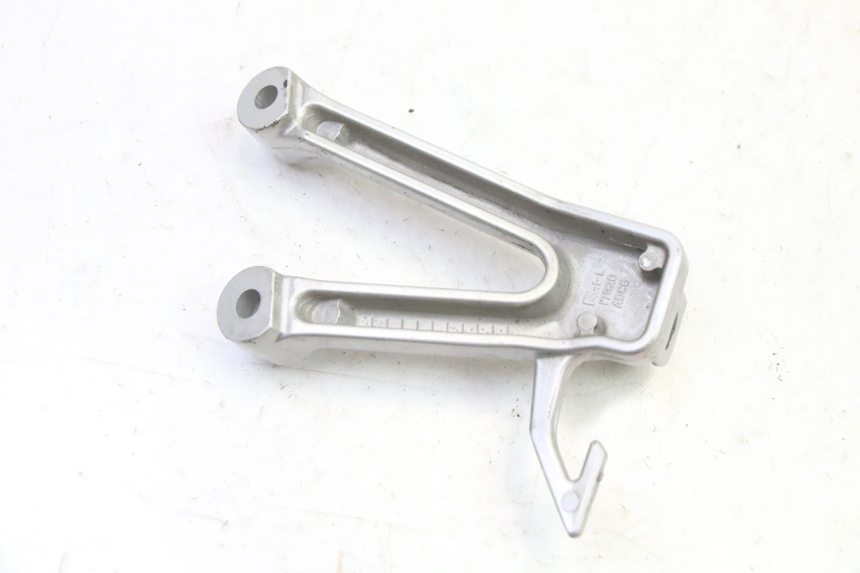 photo de PLATINE CALE PIED ARRIERE GAUCHE SUZUKI SV S 650 (2003 - 2009)