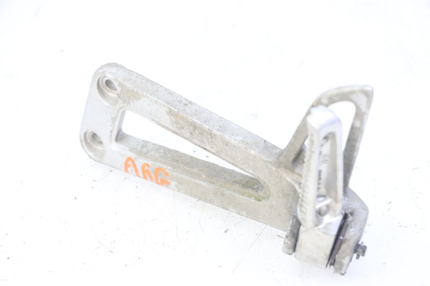 photo de PLATINE CALE PIED ARRIERE GAUCHE YAMAHA TDR DELTABOX 125 (1993 - 2003)