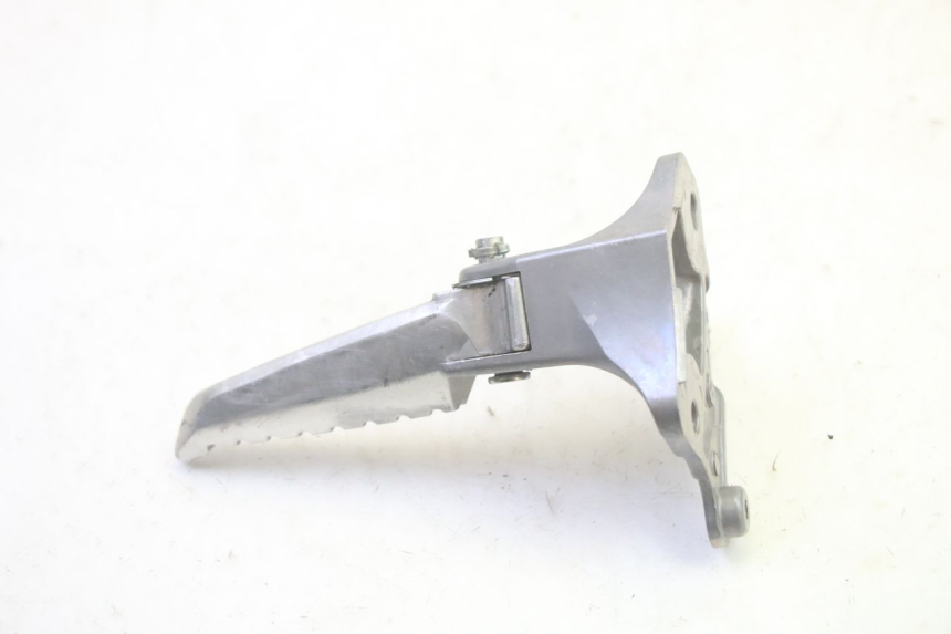 photo de PLATINE CALE PIED ARRIERE GAUCHE YAMAHA TRICITY 300 (2020 - 2024) - Vue d’ensemble